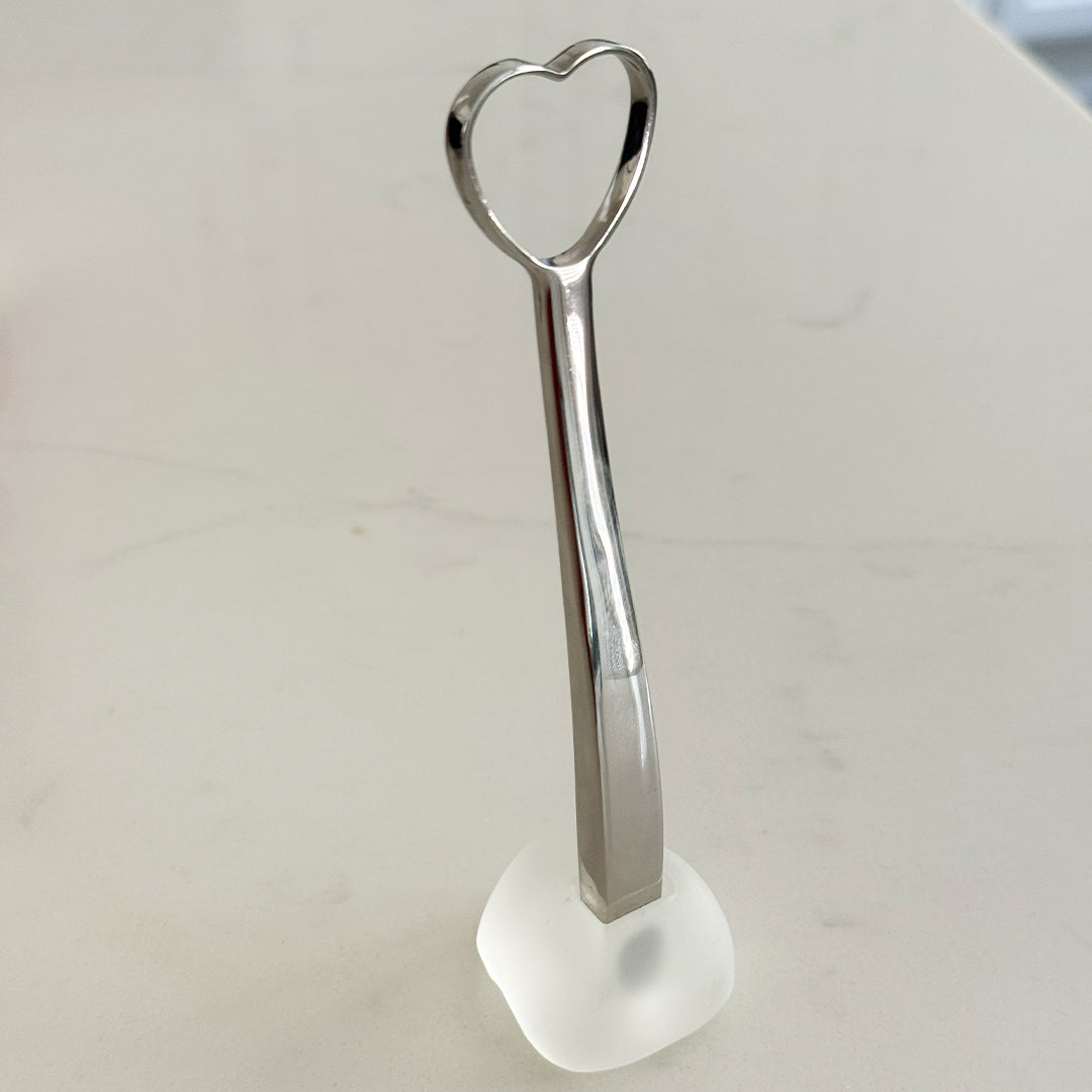 Smile Pedestal